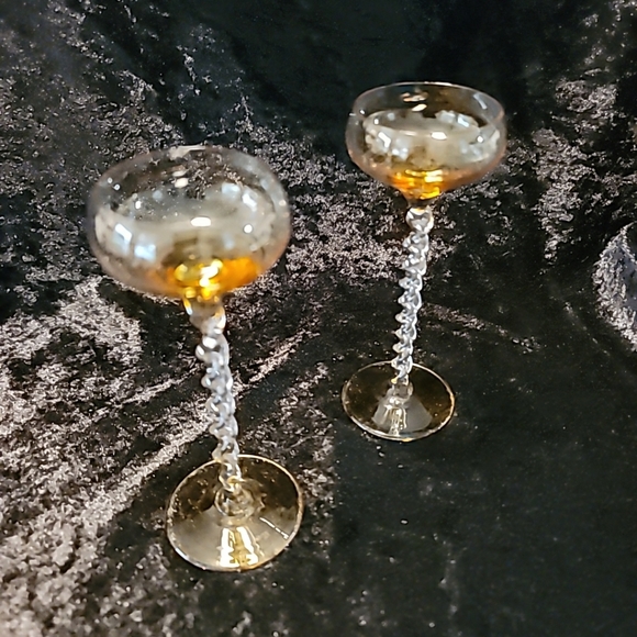 Vtg Amber Blown Glass Cordial Cocktail Glasses (2) Twisted Stem 5.5" tall - Picture 13 of 14